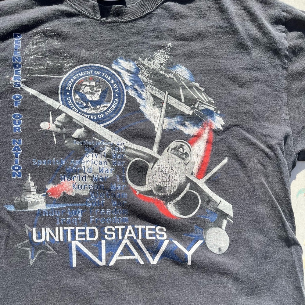 Men's United States Navy T-Shirt Gray‎ Spell-Out L Carrier Jet Fighter Patriotic